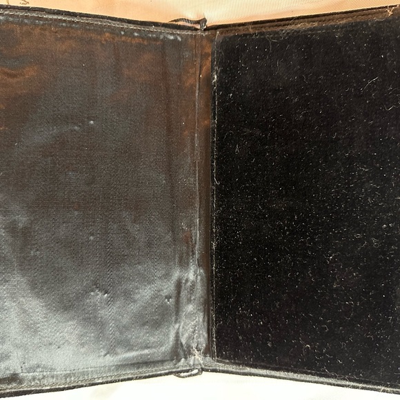 Vintage intricate and exquisite zardozi bag, hand made in India. - Picture 9 of 15